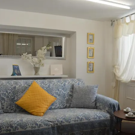 Studio In Pieno Centro Capri Exterior photo
